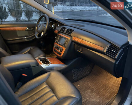 Серый Мерседес Р-Класс, объемом двигателя 3.5 л и пробегом 150 тыс. км за 10500 $, фото 10 на Automoto.ua