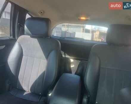 Серый Мерседес Р-Класс, объемом двигателя 2.99 л и пробегом 375 тыс. км за 10200 $, фото 9 на Automoto.ua