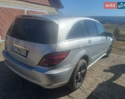 Серый Мерседес Р-Класс, объемом двигателя 2.99 л и пробегом 375 тыс. км за 10200 $, фото 3 на Automoto.ua