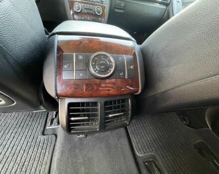 Сірий Мерседес Р-Клас, об'ємом двигуна 3 л та пробігом 300 тис. км за 4650 $, фото 16 на Automoto.ua