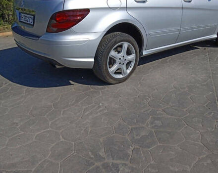 Серый Мерседес Р-Класс, объемом двигателя 3 л и пробегом 390 тыс. км за 8000 $, фото 6 на Automoto.ua