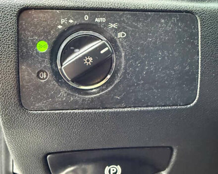 Сірий Мерседес Р-Клас, об'ємом двигуна 2.99 л та пробігом 499 тис. км за 10900 $, фото 43 на Automoto.ua