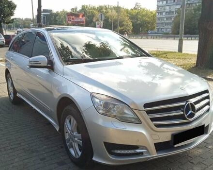 Серый Мерседес Р-Класс, объемом двигателя 3.5 л и пробегом 268 тыс. км за 10000 $, фото 2 на Automoto.ua