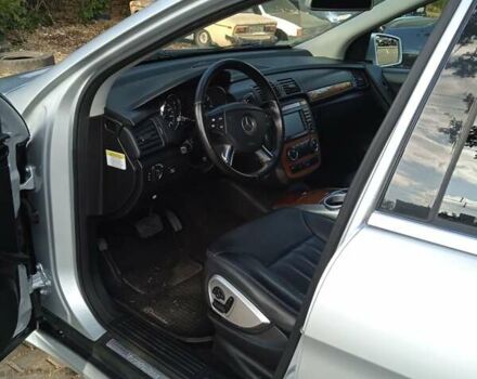 Мерседес Р-Клас 2011 у Києві на Automoto.ua Сірий Мерседес Р-Клас, об'ємом двигуна 3.5 л та пробігом 268 тис. км за 10000 $, фото 7 на Automoto.ua