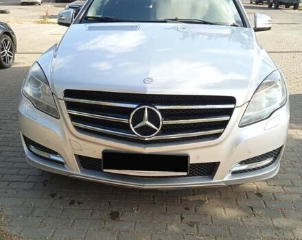 Серый Мерседес Р-Класс, объемом двигателя 3.5 л и пробегом 268 тыс. км за 10000 $, фото 1 на Automoto.ua