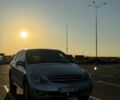Сірий Мерседес Р-Клас, об'ємом двигуна 3 л та пробігом 370 тис. км за 9000 $, фото 4 на Automoto.ua