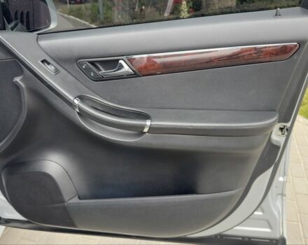 Серый Мерседес Р-Класс, объемом двигателя 3 л и пробегом 340 тыс. км за 5500 $, фото 21 на Automoto.ua