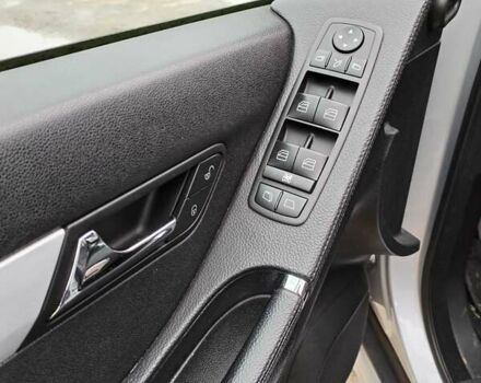 Сірий Мерседес Р-Клас, об'ємом двигуна 2.99 л та пробігом 272 тис. км за 9999 $, фото 8 на Automoto.ua