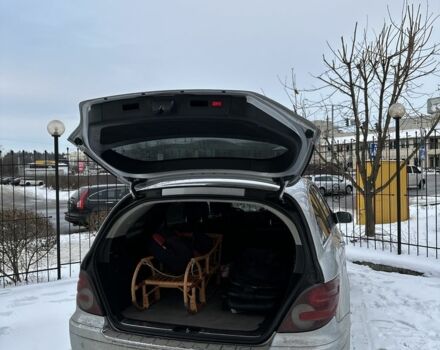 Серый Мерседес Р-Класс, объемом двигателя 3 л и пробегом 205 тыс. км за 11000 $, фото 6 на Automoto.ua