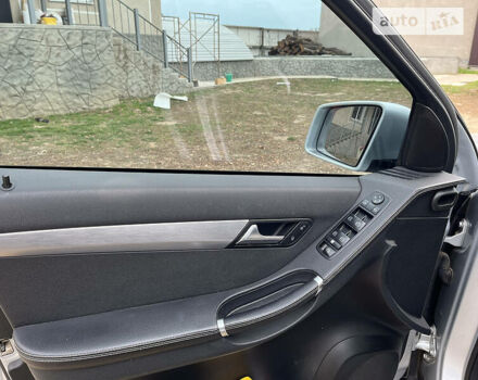 Сірий Мерседес Р-Клас, об'ємом двигуна 3 л та пробігом 114 тис. км за 23000 $, фото 23 на Automoto.ua