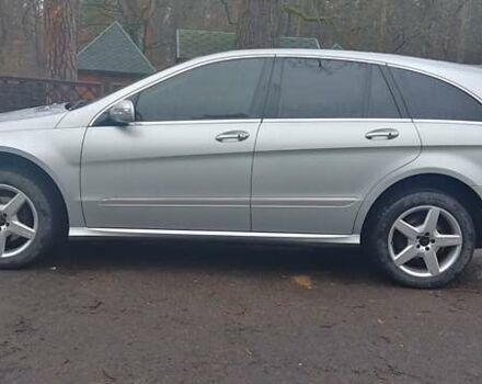 Серый Мерседес Р-Класс, объемом двигателя 2.99 л и пробегом 360 тыс. км за 8000 $, фото 1 на Automoto.ua