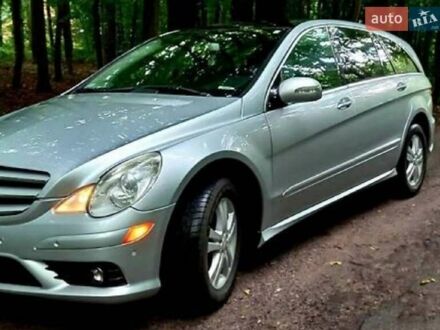 Серый Мерседес Р-Класс, объемом двигателя 3 л и пробегом 340 тыс. км за 9000 $, фото 1 на Automoto.ua