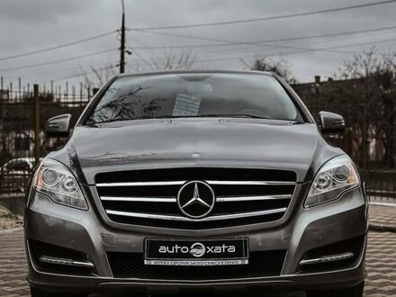 Сірий Мерседес Р-Клас, об'ємом двигуна 3 л та пробігом 237 тис. км за 15000 $, фото 1 на Automoto.ua