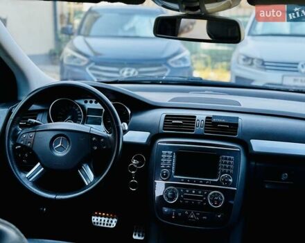 Синій Мерседес Р-Клас, об'ємом двигуна 3 л та пробігом 407 тис. км за 9500 $, фото 21 на Automoto.ua