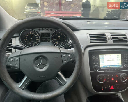 Синий Мерседес Р-Класс, объемом двигателя 2.99 л и пробегом 300 тыс. км за 10777 $, фото 13 на Automoto.ua