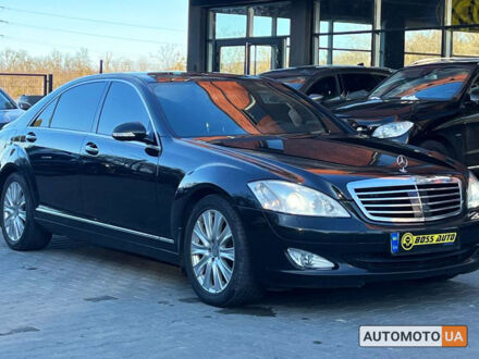 Мерседес С 320 2008 у Чернівцях на Automoto.ua Чорний Мерседес С 320, об'ємом двигуна 3 л та пробігом 293 тис. км за 14100 $, фото 1 на Automoto.ua