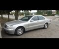 Сірий Мерседес С 320, об'ємом двигуна 3.2 л та пробігом 287 тис. км за 6000 $, фото 1 на Automoto.ua