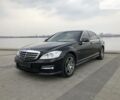 Чорний Мерседес С 350, об'ємом двигуна 3.5 л та пробігом 143 тис. км за 17999 $, фото 1 на Automoto.ua