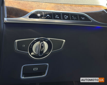 Черный Мерседес С 350, объемом двигателя 3 л и пробегом 170 тыс. км за 49990 $, фото 22 на Automoto.ua