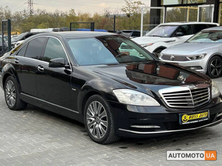 Мерседес С 350 2012 в Черновцах на Automoto.ua Черный Мерседес С 350, объемом двигателя 3 л и пробегом 289 тыс. км за 18200 $, фото 1 на Automoto.ua