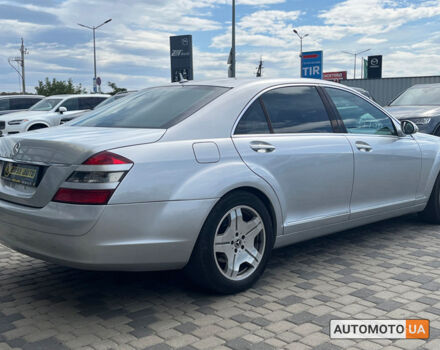 Сірий Мерседес С 350, об'ємом двигуна 3.5 л та пробігом 316 тис. км за 8800 $, фото 6 на Automoto.ua