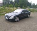Синій Мерседес С 400, об'ємом двигуна 4 л та пробігом 300 тис. км за 3800 $, фото 1 на Automoto.ua