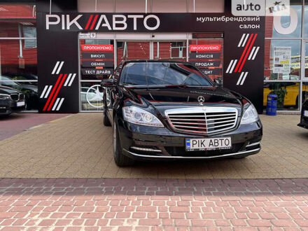 Мерседес С 450 2011 в Львове на Automoto.ua Мерседес С 450, объемом двигателя 4 л и пробегом 150 тыс. км за 64900 $, фото 1 на Automoto.ua
