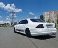 Білий Мерседес С 500, об'ємом двигуна 5 л та пробігом 259 тис. км за 7600 $, фото 1 на Automoto.ua