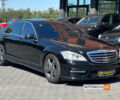 Черный Мерседес С 500, объемом двигателя 5.5 л и пробегом 215 тыс. км за 17000 $, фото 1 на Automoto.ua