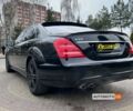 Чорний Мерседес С 550, об'ємом двигуна 5.5 л та пробігом 273 тис. км за 11999 $, фото 3 на Automoto.ua