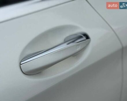 Белый Мерседес С Класс, объемом двигателя 4.66 л и пробегом 144 тыс. км за 41000 $, фото 16 на Automoto.ua