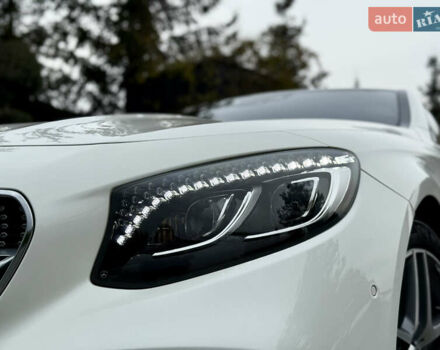 Білий Мерседес С Клас, об'ємом двигуна 3.98 л та пробігом 37 тис. км за 99990 $, фото 7 на Automoto.ua