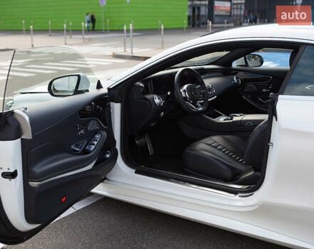 Белый Мерседес С Класс, объемом двигателя 3.98 л и пробегом 36 тыс. км за 120000 $, фото 25 на Automoto.ua