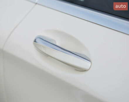 Белый Мерседес С Класс, объемом двигателя 3.98 л и пробегом 36 тыс. км за 120000 $, фото 7 на Automoto.ua