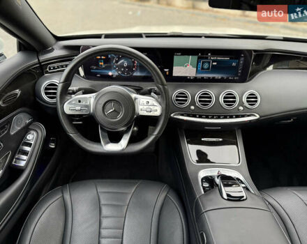 Білий Мерседес С Клас, об'ємом двигуна 3.98 л та пробігом 37 тис. км за 99990 $, фото 51 на Automoto.ua