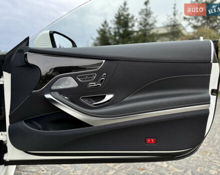 Білий Мерседес С Клас, об'ємом двигуна 3.98 л та пробігом 37 тис. км за 99990 $, фото 81 на Automoto.ua