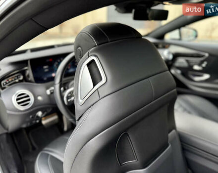 Білий Мерседес С Клас, об'ємом двигуна 3.98 л та пробігом 37 тис. км за 99990 $, фото 45 на Automoto.ua