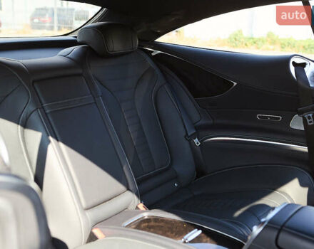 Белый Мерседес С Класс, объемом двигателя 3.98 л и пробегом 36 тыс. км за 120000 $, фото 38 на Automoto.ua