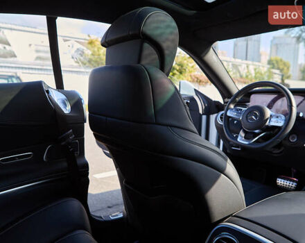 Белый Мерседес С Класс, объемом двигателя 3.98 л и пробегом 36 тыс. км за 120000 $, фото 47 на Automoto.ua