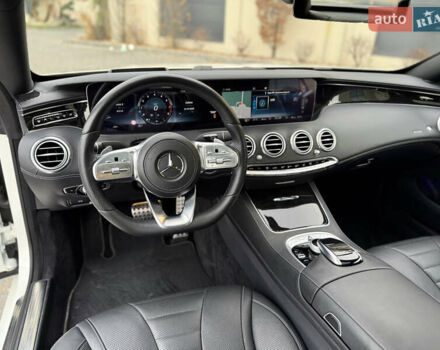 Білий Мерседес С Клас, об'ємом двигуна 3.98 л та пробігом 37 тис. км за 99990 $, фото 42 на Automoto.ua