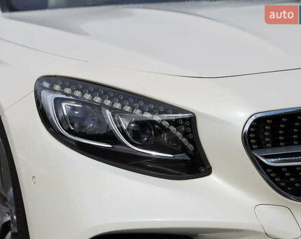 Белый Мерседес С Класс, объемом двигателя 3.98 л и пробегом 36 тыс. км за 120000 $, фото 5 на Automoto.ua