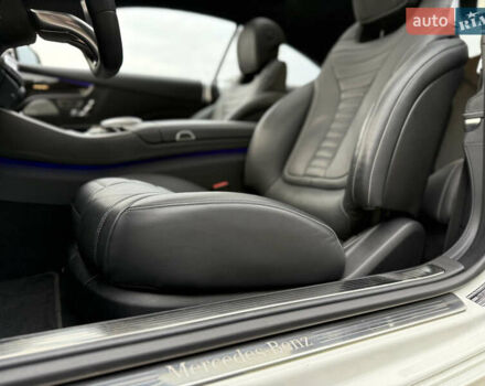 Білий Мерседес С Клас, об'ємом двигуна 3.98 л та пробігом 37 тис. км за 99990 $, фото 34 на Automoto.ua