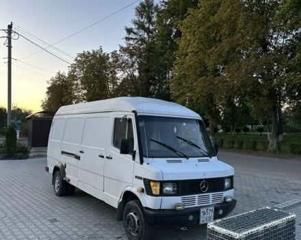 Білий Мерседес С Клас, об'ємом двигуна 2.9 л та пробігом 200 тис. км за 3500 $, фото 1 на Automoto.ua