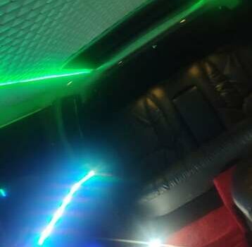 Белый Мерседес С Класс, объемом двигателя 3 л и пробегом 350 тыс. км за 14000 $, фото 3 на Automoto.ua