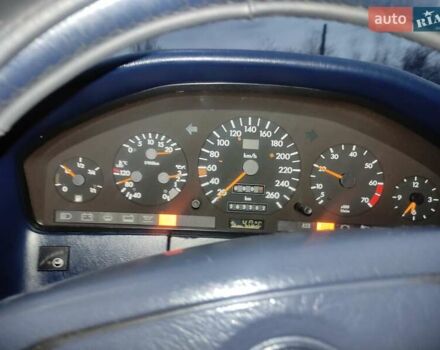 Білий Мерседес С Клас, об'ємом двигуна 3.2 л та пробігом 308 тис. км за 4700 $, фото 7 на Automoto.ua