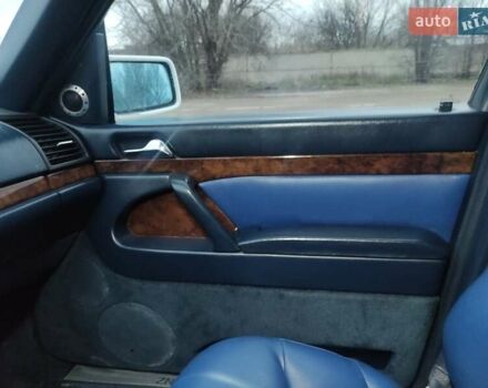 Білий Мерседес С Клас, об'ємом двигуна 3.2 л та пробігом 308 тис. км за 4700 $, фото 13 на Automoto.ua