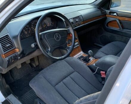 Мерседес С Клас 1994 у Запоріжжя на Automoto.ua Білий Мерседес С Клас, об'ємом двигуна 5 л та пробігом 142 тис. км за 4500 $, фото 6 на Automoto.ua