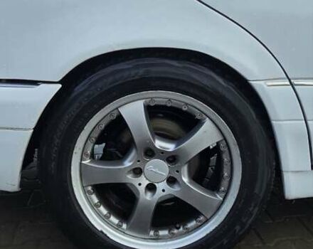 Білий Мерседес С Клас, об'ємом двигуна 2.8 л та пробігом 500 тис. км за 8000 $, фото 2 на Automoto.ua