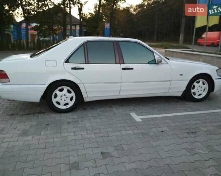 Белый Мерседес С Класс, объемом двигателя 3 л и пробегом 333 тыс. км за 7900 $, фото 3 на Automoto.ua