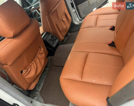 Білий Мерседес С Клас, об'ємом двигуна 4.2 л та пробігом 260 тис. км за 8950 $, фото 12 на Automoto.ua